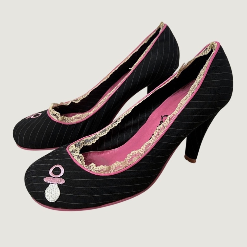 2000s Y2K Coquette Pumps Heels Pinstripe Lace Pacifier Black Irregular Choice 39